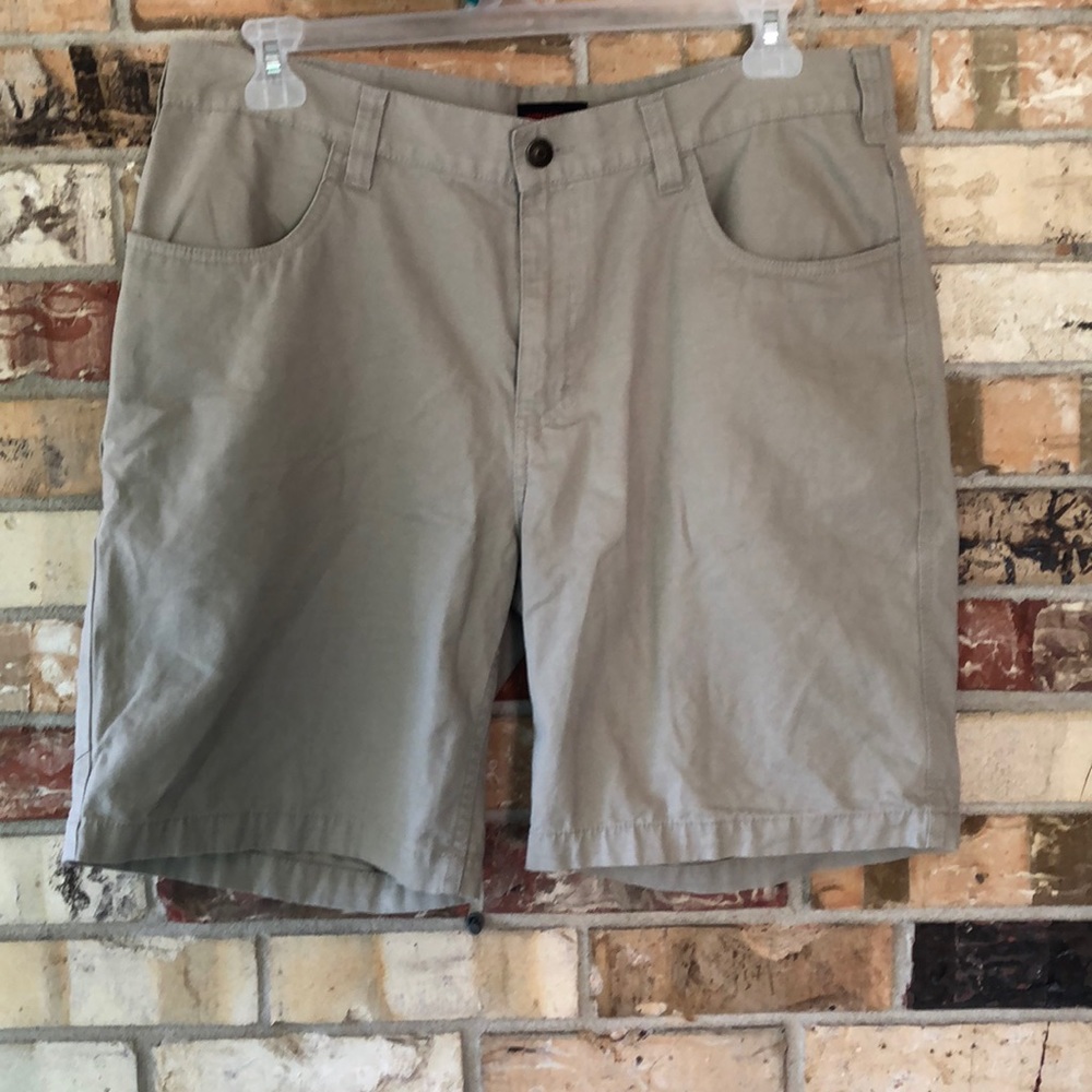 Men’s Khaki Shorts